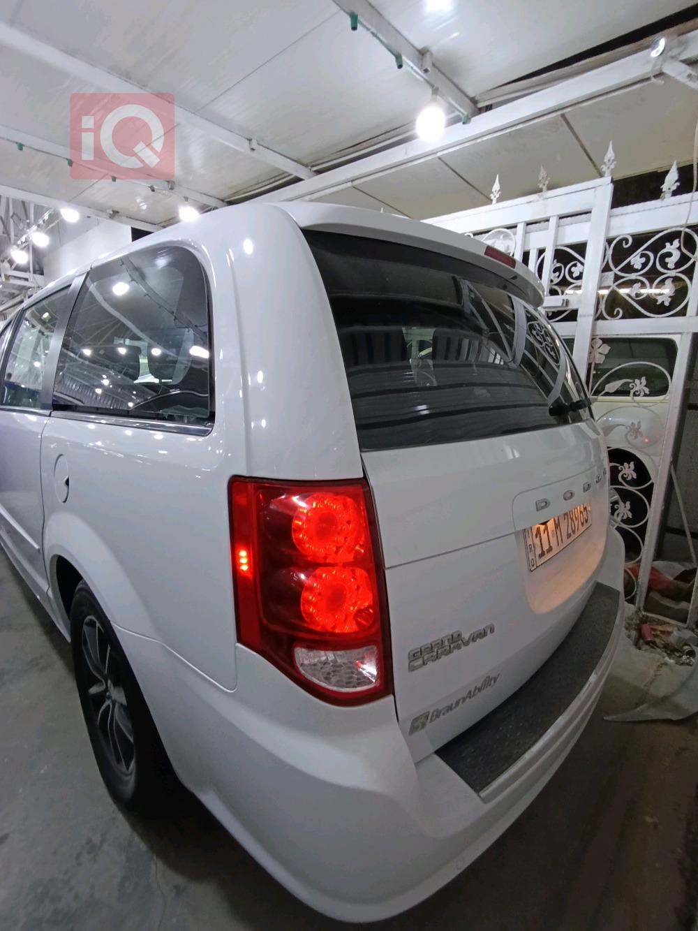 دۆج گراند کاراڤان